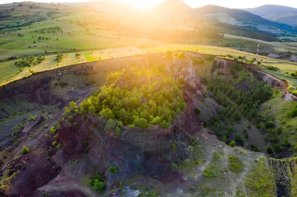 Вид Воздуха Вулканический Кратер Ракос Восходе Солнца Брашов Румыния — стоковое фото