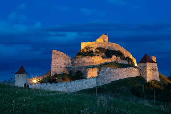 Fantástico Lugar Viagem Linda Fortaleza Rupea Noite Transilvânia Romênia — Fotografia de Stock