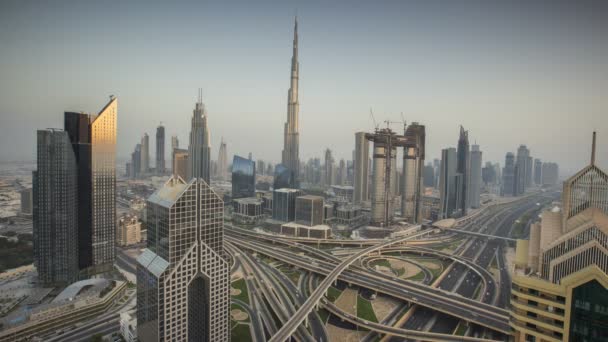 Timelapse Dubai Skyline Durante Puesta Del Sol Con Increíbles Luces — Vídeos de Stock