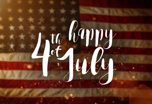 Inscriptie Happy 4th of July met Usa vlag. — Stockfoto