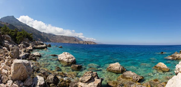 Απέλλα - ένα από τα πιο όμορφη παραλία της Ελλάδας, το νησί της Καρπάθου. — Φωτογραφία Αρχείου