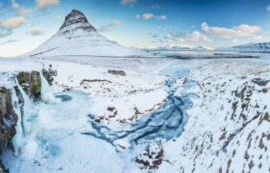 Ünlü Kirkjufell Dağı kış, İzlanda
