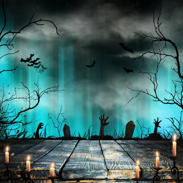 Fond d'Halloween effrayant avec de vieilles silhouettes d'arbres . — Photo
