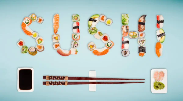 Perinteinen japanilainen sushi kappaletta tehdä merkintä. — kuvapankkivalokuva