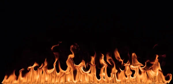 Textur des Feuers auf schwarzem Hintergrund. — Stockfoto