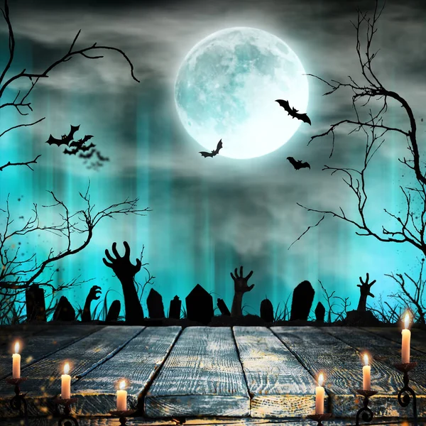 Spooky Halloween background with old trees silhouettes. — Stock Photo, Image