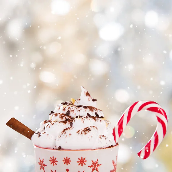 Christmas Cup Med Varm Choklad Och Vispad Grädde Vinter Varm — Stockfoto