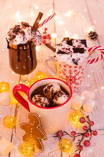 Copo Com Chocolate Quente Marshmallows Velha Mesa Madeira Composição Natal — Fotografia de Stock