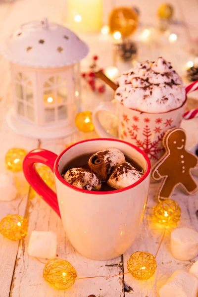 Copa Con Chocolate Caliente Malvaviscos Vieja Mesa Madera Composición Navidad — Foto de Stock