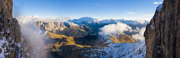 Hermoso Paisaje Otoñal Las Montañas Dolomitas Italia —  Fotos de Stock