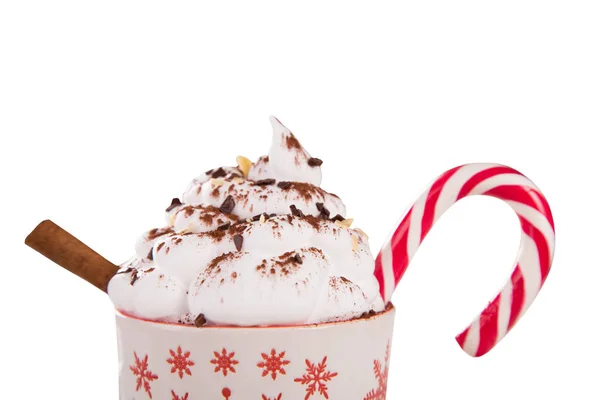 Vánoční pohár s teplou čokoládou a šlehačkou. — Stock fotografie