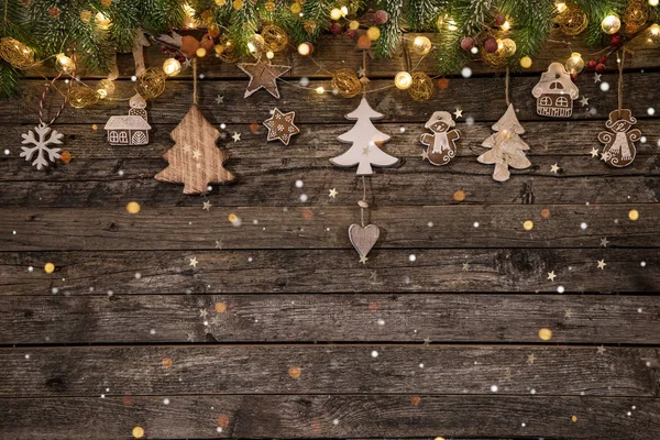 Decoración de Navidad sobre fondo de madera — Foto de Stock