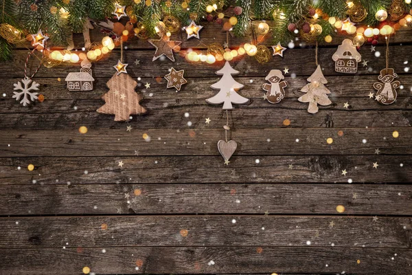 Decoración de Navidad sobre fondo de madera — Foto de Stock