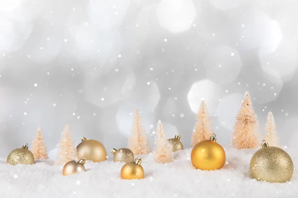 Vánoční dekorace s rozmazaným pozadím — Stock fotografie