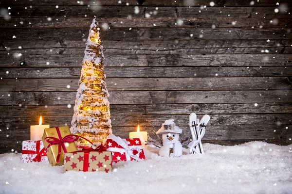 Christmas tree decoration on wooden background — Stock Photo, Image