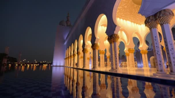 Abu Dhabi. Sheikh Zayed Bin Sultan Al Nahyan Mosque, Abu Dhabi, Emirati Arabi Uniti — Video Stock