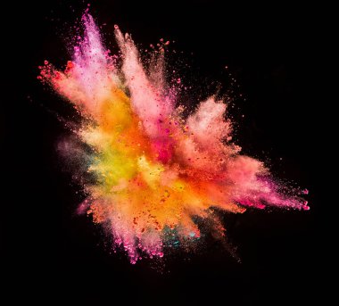 Siyah arkaplanda renkli barut patlaması.