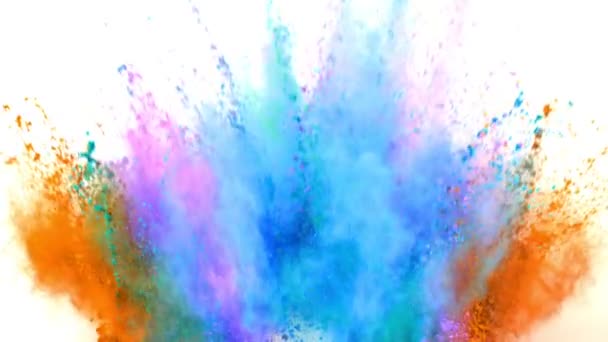 Polvere colorata che esplode su sfondo bianco in super slow motion . — Video Stock