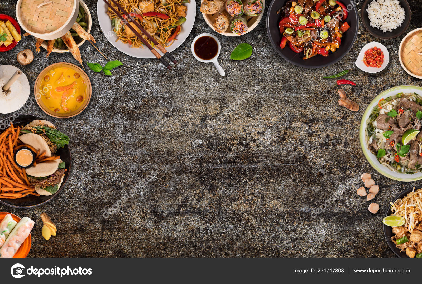 Fundo de comida asiática com vários ingredientes em fundo de pedra rústica,  vista superior. — Foto © Kesu01 #271717808, image size:1600x1078