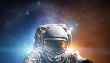 Evreni insan ırkı tarafından fethetme kavramı. Bu görüntünün elementleri NASA tarafından desteklenmektedir