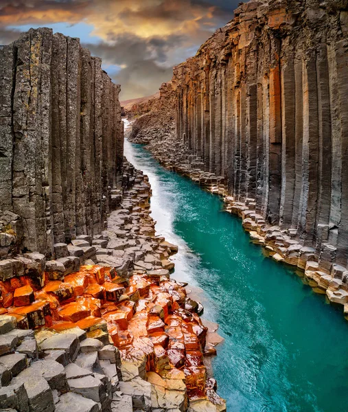 Úchvatný pohled na Studlagilský kaňon, Island. — Stock fotografie