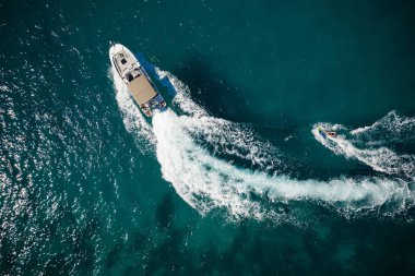 Wakeboarding pratik adam havadan fotoğraf