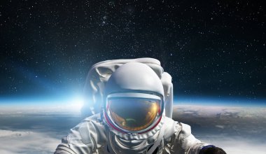 Evreni insan ırkı tarafından fethetme kavramı. Bu görüntünün elementleri NASA tarafından desteklenmektedir