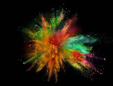 Siyah arkaplanda renkli barut patlaması.