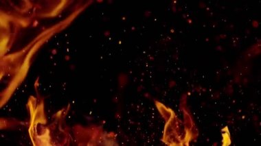 Alevler, kıvılcımlarla, yüksek hızlı kamerayla, 300 fite ateş ediyor.,