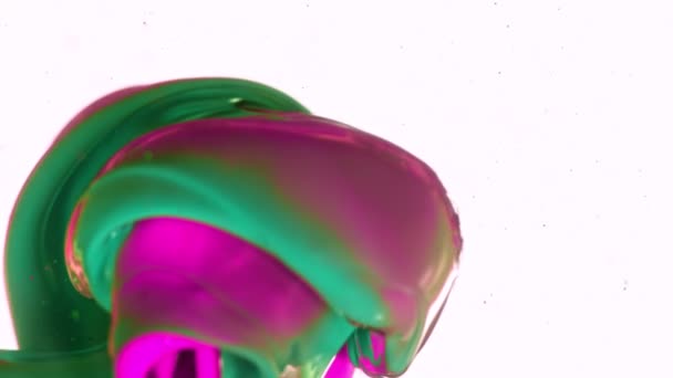 Абстрактний барвистий налив рідини, супер повільний рух — стокове відео