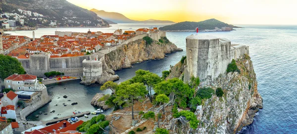 Tiro aéreo de Dubrovnik cidade velha — Fotografia de Stock