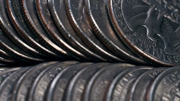 Stapel Von Viertel Dollar Münzen Der Vereinigten Staaten Nahaufnahme — Stockvideo