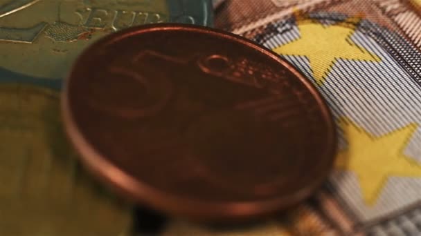 Macro Shot Golden Euro Coins Inglés Concepto Financiero — Vídeo de stock
