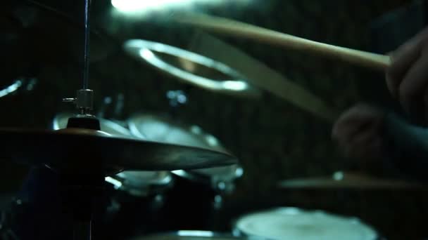 Drummer Playing Drums Rock Concert Efeito Movimento Lento — Vídeo de Stock