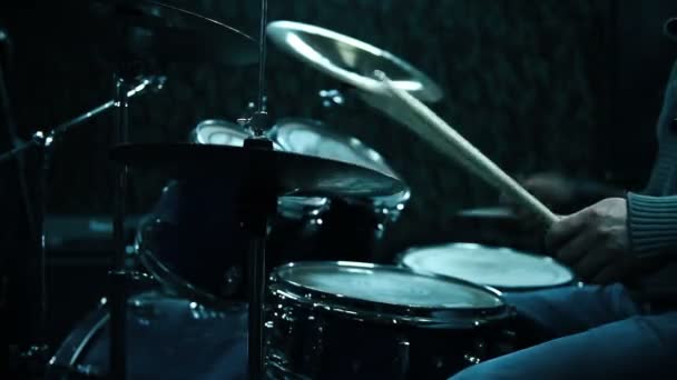 Oude Drummer Spelen Drums Rock Concert — Stockvideo