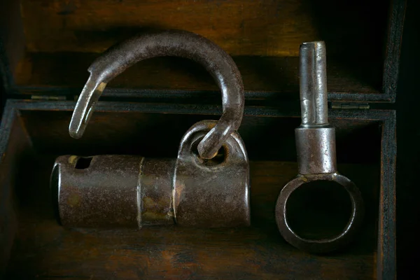 Oude Metalen Hangslot Sleutel — Stockfoto