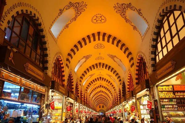 Istambul Turquia Maio 2019 Interior Bazar Egípcio Grande Mercado — Fotografia de Stock