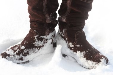 Kışın kar ile kaplı kahverengi Bayan Ayakkabı