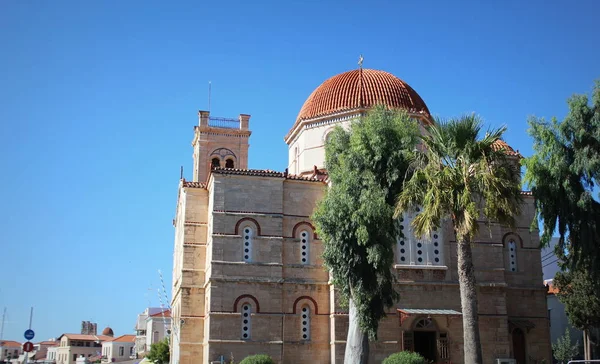 Kirche Agios Nectarios auf der Insel Aegina, Griechenland — Stockfoto