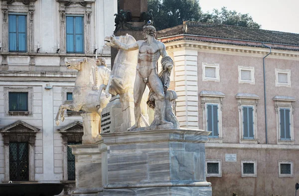 Roma Itália Dezembro 2018 Obelisco Fonte Castor Pollux Piazza Del — Fotografia de Stock