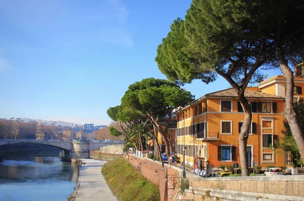 Hermosa Vista Isola Tiberina Tevere Roma Italia — Foto de Stock