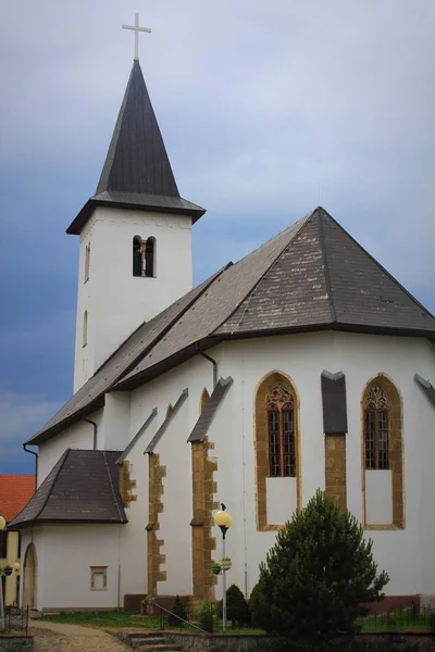 福音派教会诺维·斯莫科维奇高塔特拉斯。斯洛伐克 — 图库照片