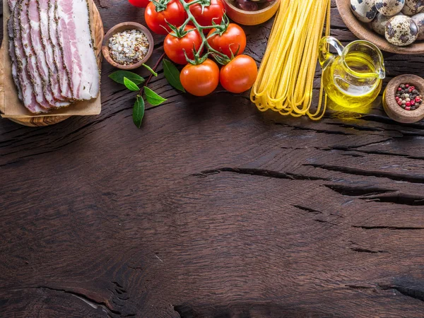 Verscheidenheid Van Voedsel Houten Tafel Bovenaanzicht — Stockfoto