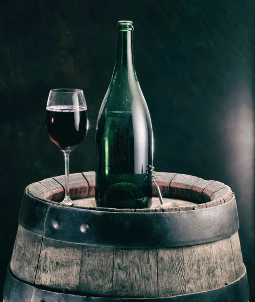 Glass Red Wine Wine Bottle Oak Wine Keg — Stock Photo, Image