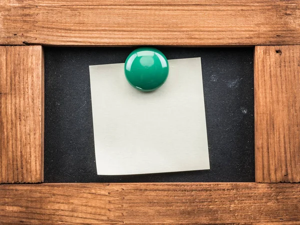 Blackboard Post Notes Stuck Colorful Magnets — Stock Photo, Image