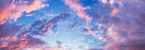 Panorama Bella Sera Cielo Nuvoloso Sfondo Della Natura — Foto Stock
