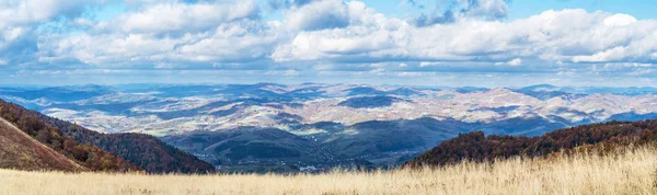 Cima Alla Montagna Sfondo Della Natura — Foto Stock