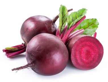 Kırmızı pancar veya beetroots beyaz arka plan üzerinde.
