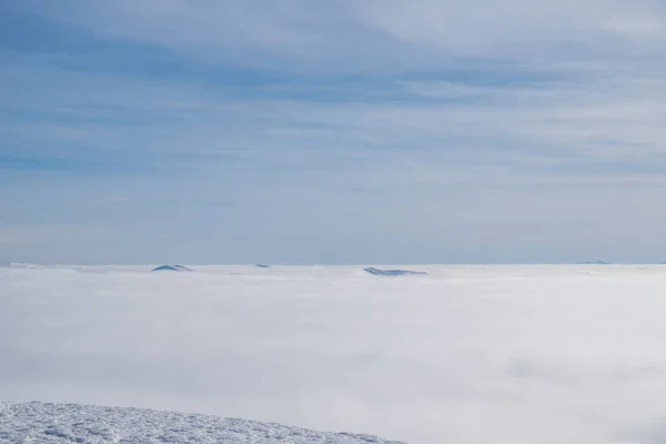 Sopra Pesanti Nuvole Bianche Panorama Del Paesaggio Nuvoloso Dalla Cima — Foto Stock