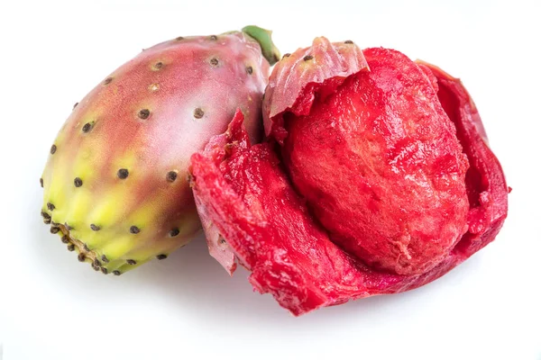Fruta Opuntia Pera Espinhosa Fundo Branco Close — Fotografia de Stock